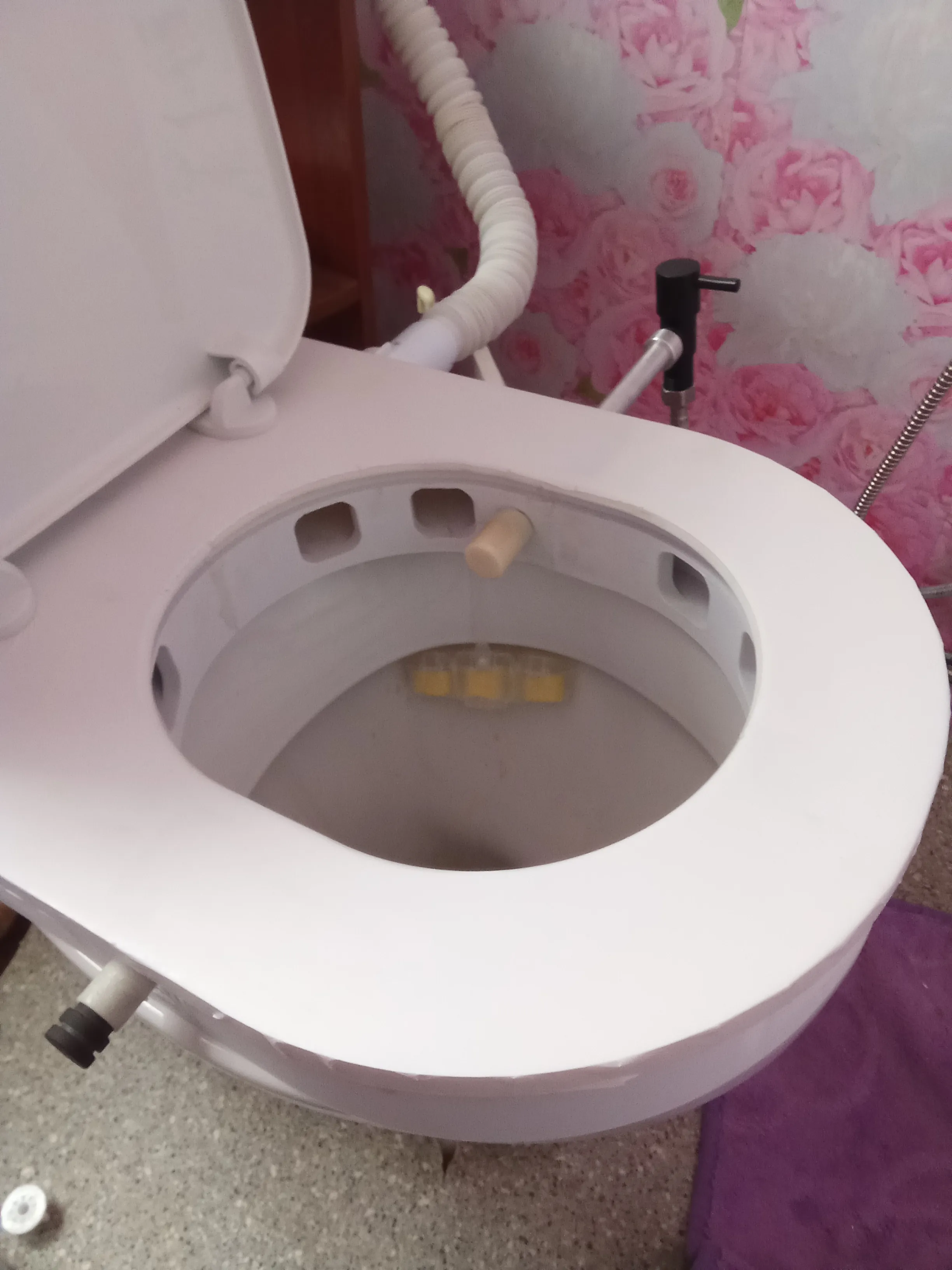 Устройство для гигиенических процедур